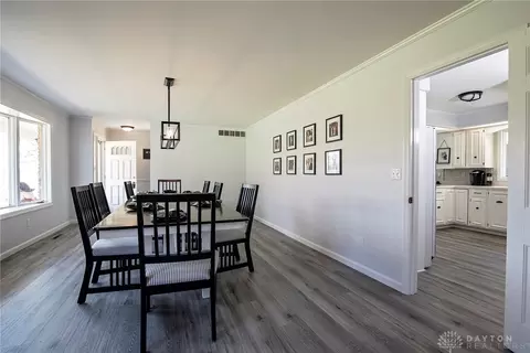 4989 Mills Rd, Springfield, OH 45502 photo 5