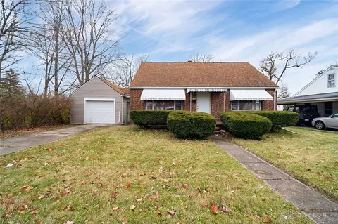 236 N Arlington Ave, Springfield, OH 45503 photo 2