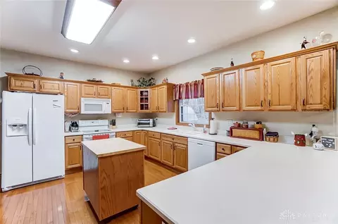 281 California Ave, Springfield, OH 45505 photo 16