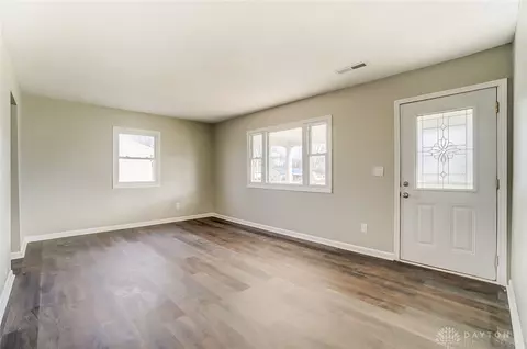 311 Gruen Dr, Springfield, OH 45505 photo 7