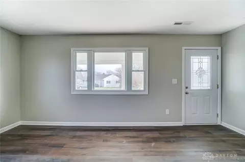 311 Gruen Dr, Springfield, OH 45505 photo 5