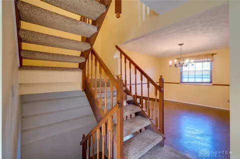 293 Progress Rd, Dayton, OH 45449 photo 8