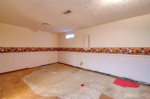 293 Progress Rd, Dayton, OH 45449 photo 25