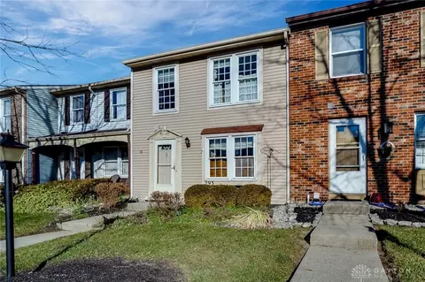 293 Progress Rd, Dayton, OH 45449 photo 2