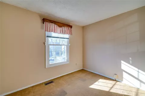 293 Progress Rd, Dayton, OH 45449 photo 16