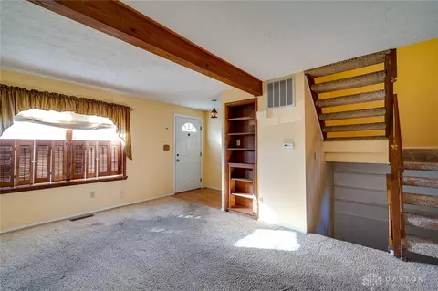 293 Progress Rd, Dayton, OH 45449 photo 9