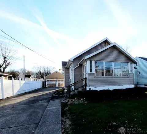 2401 Kenton St, Springfield, OH 45505 photo 3