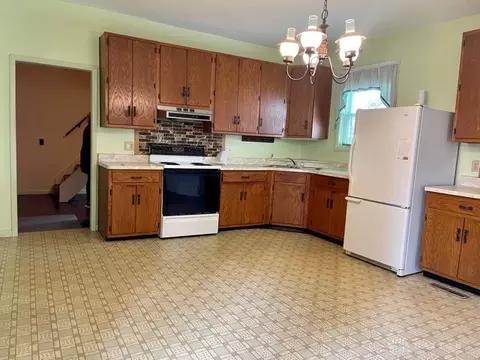 2863 E Possum Rd, Springfield, OH 45502 photo 4