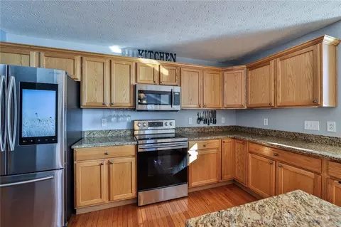 1 Libby Ct, Franklin, OH 45005 photo 11