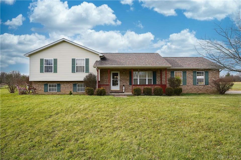 8814 Flick Rd, Tipp City, OH 45371 42 Photos MLS 855018 Movoto