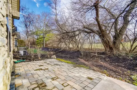 72 Villa Pointe Dr, Springboro, OH 45066 photo 2