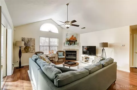 72 Villa Pointe Dr, Springboro, OH 45066 photo 7