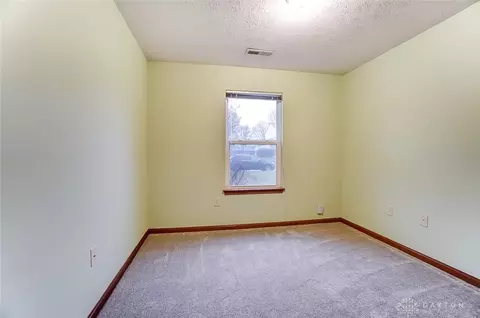 1434 Michael Dr, Troy, OH 45373 photo 21