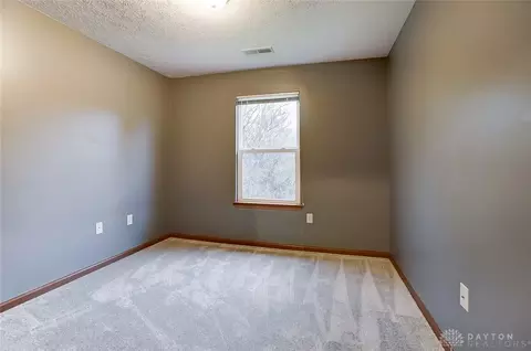 1434 Michael Dr, Troy, OH 45373 photo 23