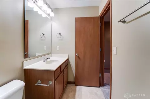 1434 Michael Dr, Troy, OH 45373 photo 17