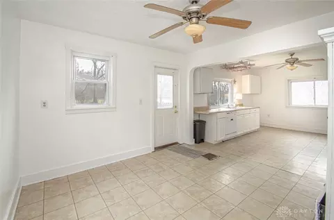 205 E Walnut St, Spring Valley, OH 45370 photo 8