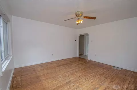 205 E Walnut St, Spring Valley, OH 45370 photo 3
