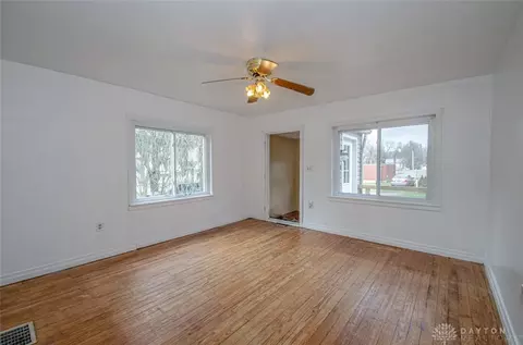 205 E Walnut St, Spring Valley, OH 45370 photo 5