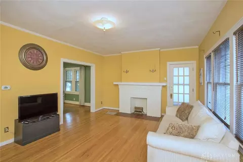 157 E Harding Rd, Springfield, OH 45504 photo 6