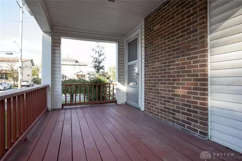 157 E Harding Rd, Springfield, OH 45504 photo 2