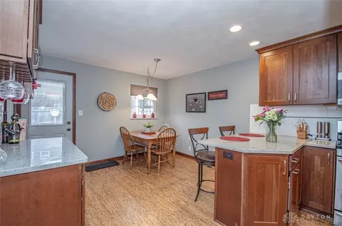 523 S Claridge Dr, Kettering, OH 45429 photo 12