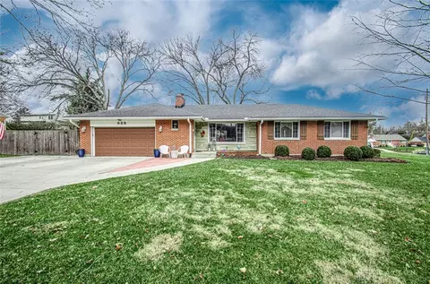 523 S Claridge Dr, Kettering, OH 45429 photo 1
