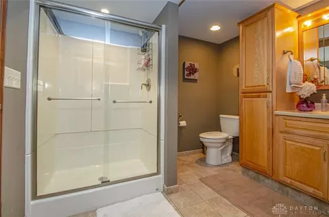 523 S Claridge Dr, Kettering, OH 45429 photo 34