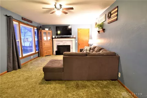 6443 Springfield Jamestown Rd, Springfield, OH 45502 photo 3