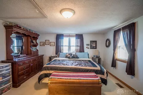 904 E Walnut St, Covington, OH 45318 photo 14