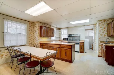 215 Circle Dr, Springfield, OH 45503 photo 22
