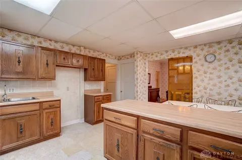 215 Circle Dr, Springfield, OH 45503 photo 28