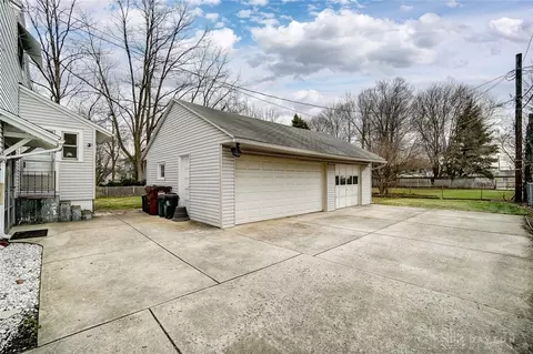 215 Circle Dr, Springfield, OH 45503 photo 62