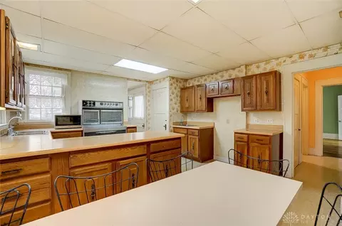 215 Circle Dr, Springfield, OH 45503 photo 24