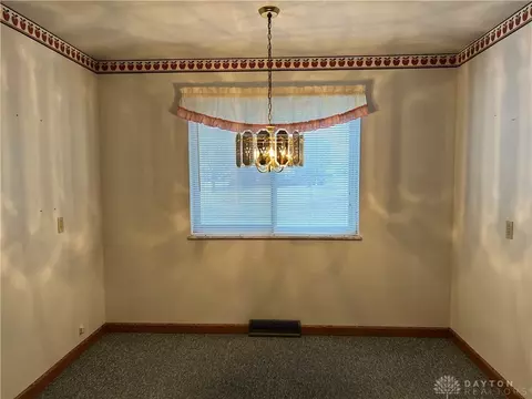 560 Parkview Dr, Eldorado, OH 45321 photo 9