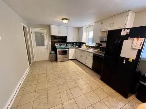 5137 W Ridgewood Rd, Springfield, OH 45503 photo 6
