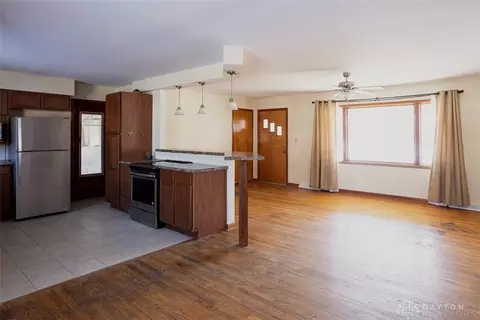 1402 Tener Pl, Springfield, OH 45502 photo 7