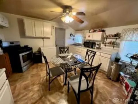 625 Tibbetts Ave, Springfield, OH 45505 photo 12