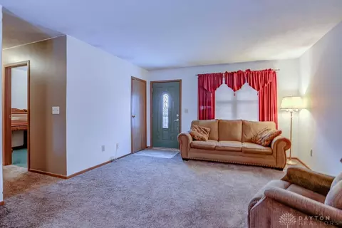 211 Frederick Ave, Eldorado, OH 45321 photo 4