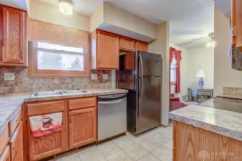 211 Frederick Ave, Eldorado, OH 45321 photo 10