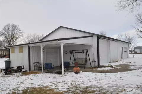 7915 Troy Rd, Springfield, OH 45502 photo 9