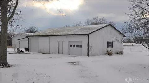 7915 Troy Rd, Springfield, OH 45502 photo 8