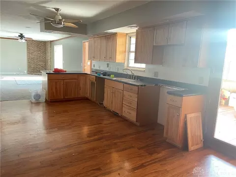 4893 Mumper Rd, Springfield, OH 45502 photo 5