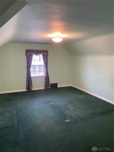 2042 Walnut Ter, Springfield, OH 45504 photo 17
