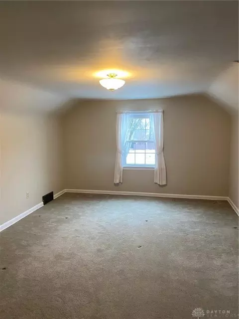 2042 Walnut Ter, Springfield, OH 45504 photo 15