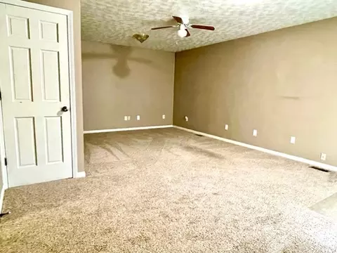 905 Mavor St, Springfield, OH 45505 photo 8