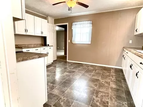 905 Mavor St, Springfield, OH 45505 photo 6