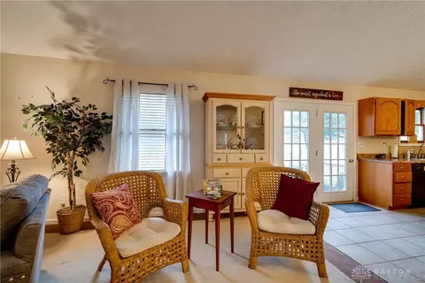 80 W Mill St, Springboro, OH 45066 photo 7