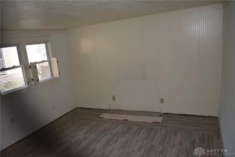 211 E Main St, Spring Valley, OH 45370 photo 8