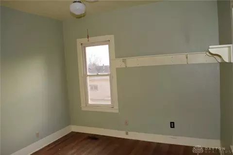 211 E Main St, Spring Valley, OH 45370 photo 7