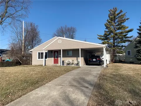 41 Circle Dr, Fairborn, OH 45324 photo 1
